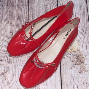 Patent leather ballet flats